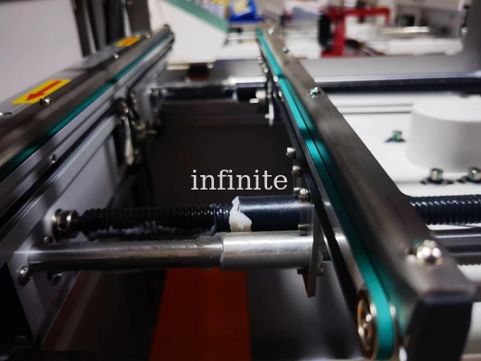 4 - 6bar SMT Magazine Loader 12 Sekunden Zykluszeit Übersetzungstyp Saugmaschine